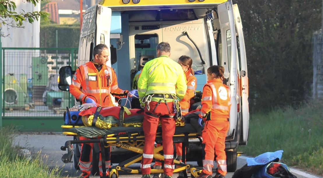 Ambumoto