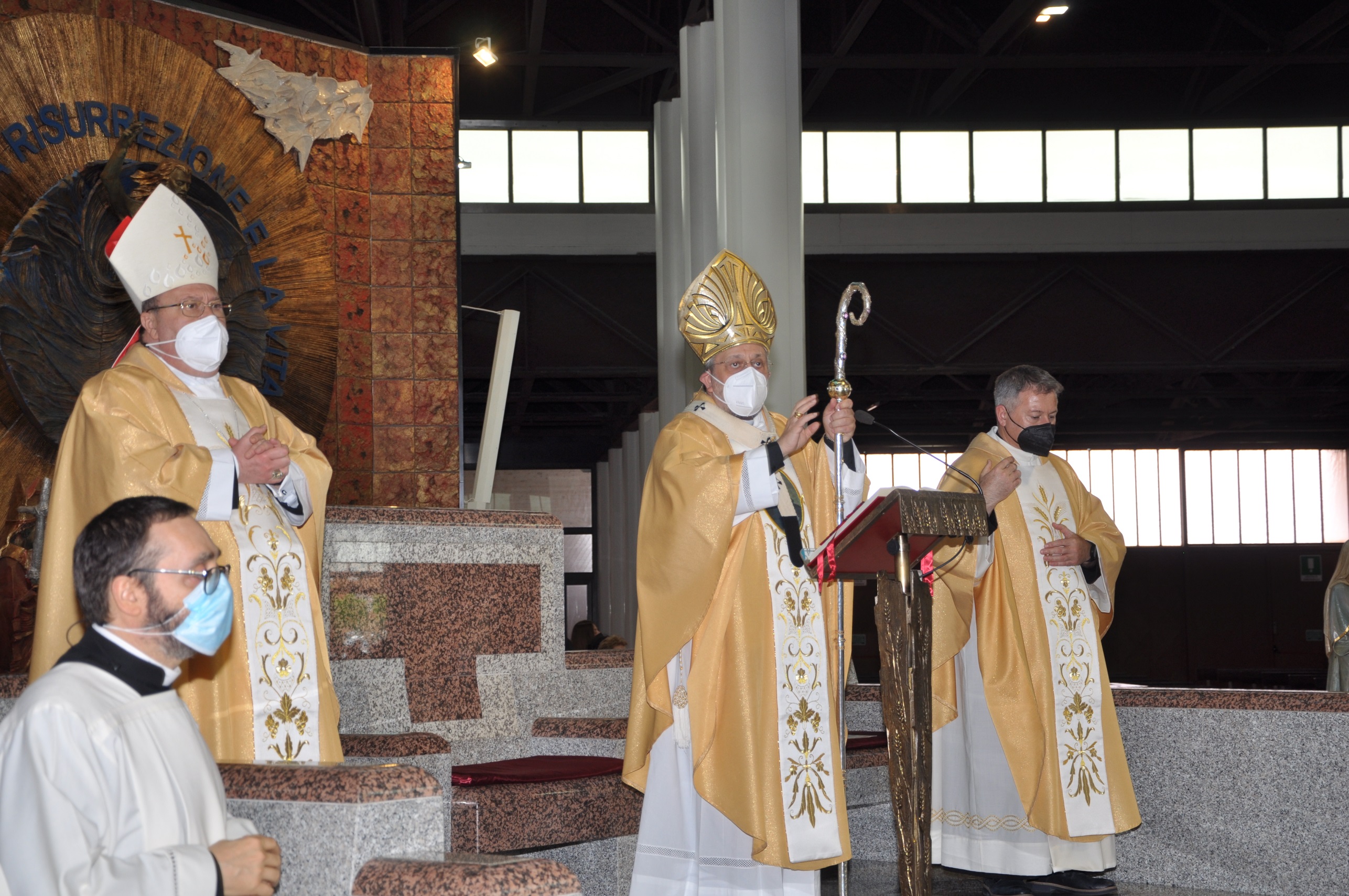 Monsignor_Tommaso_Valentinetti_arcivescovo_di_Pescara-Penne_2.JPG