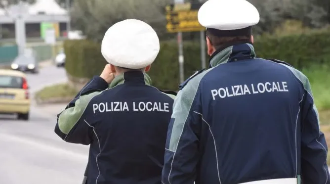 POLIZIALOCALE4