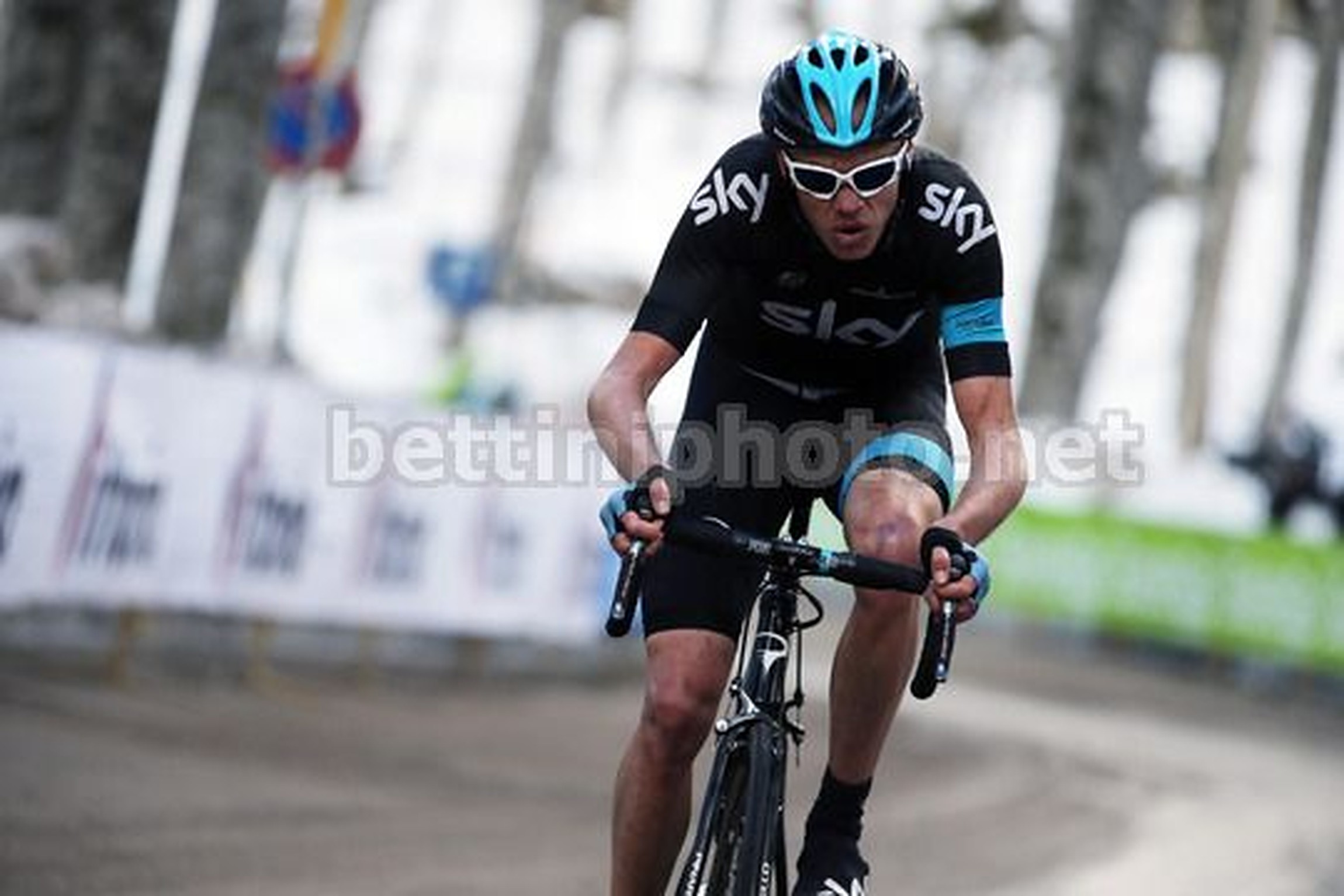 Prati_di_Tivo_2013_Chris_Froome.v1.jpg
