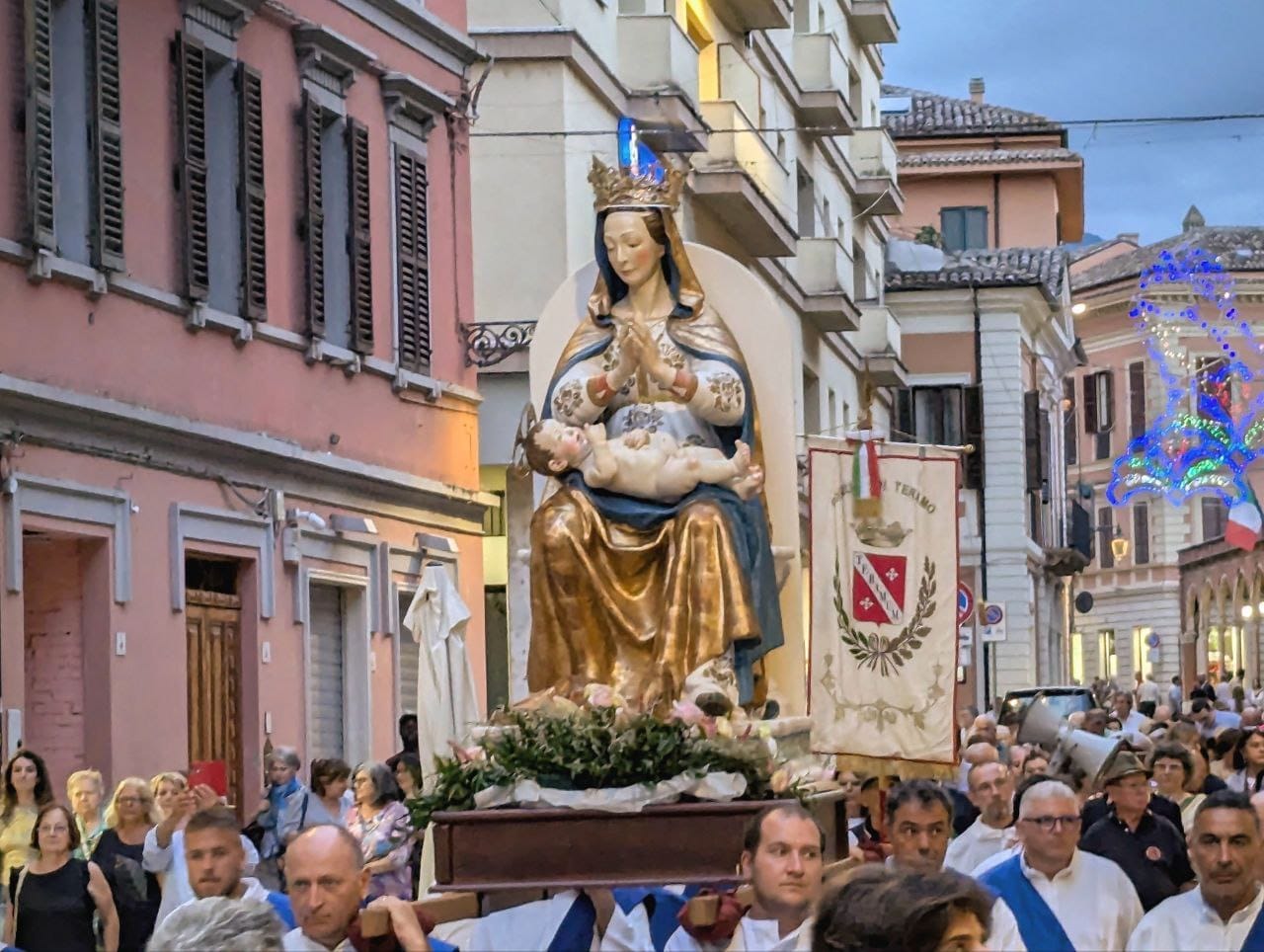 Processione_Madonna_delle_Grazie.jpg