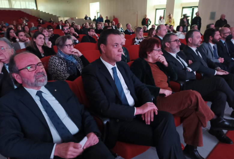 Schermata_2022-12-21_alle_10.50.36.png