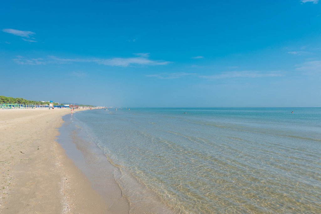 Spiaggia_Giulianova.jpg