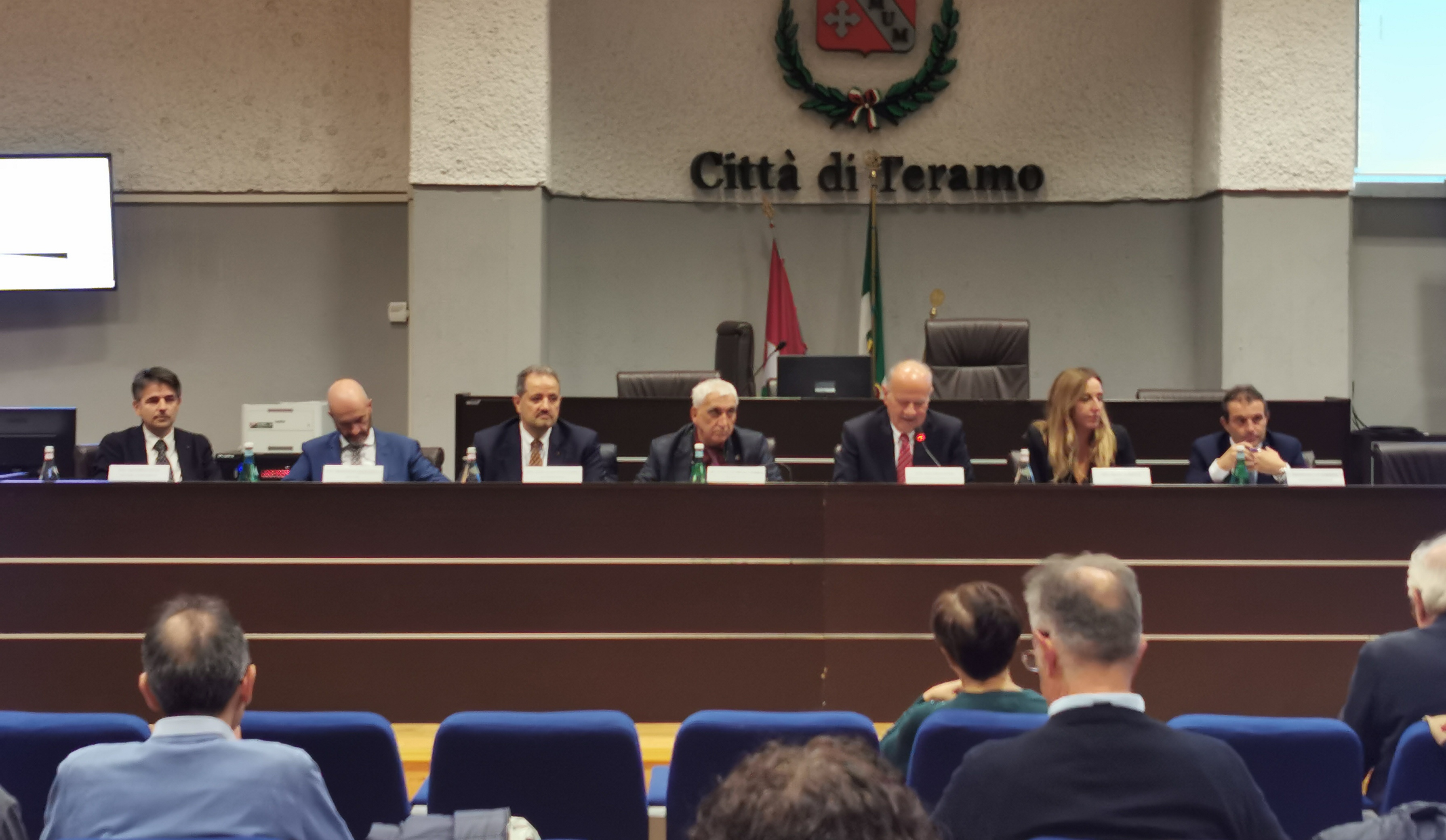 Tavolo_relatori_Seminario_Nuovo_Codice_Contratti_Pubblici.jpg