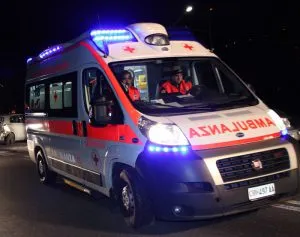ambulanza di notte 300x237