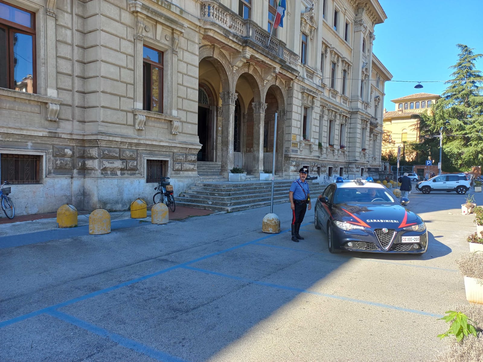 carabinieriscuola.jpeg