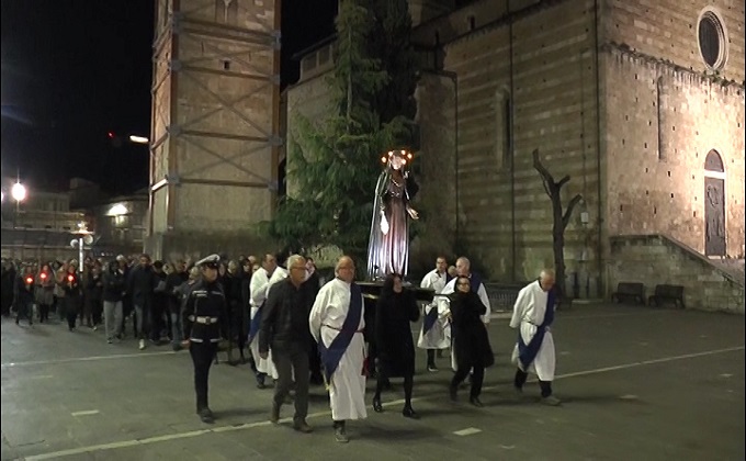 processione-desolata-2019-teramo.jpg