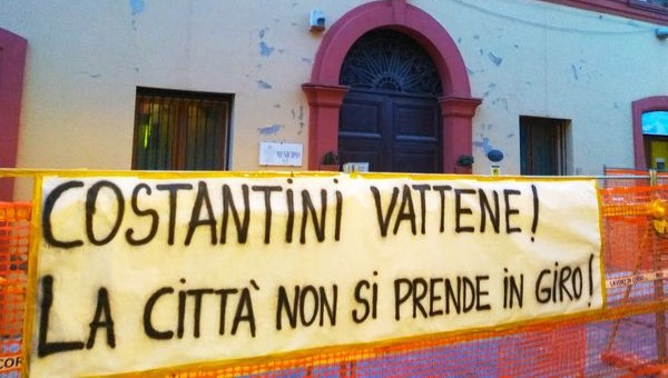 striscione-costantini-2.jpg