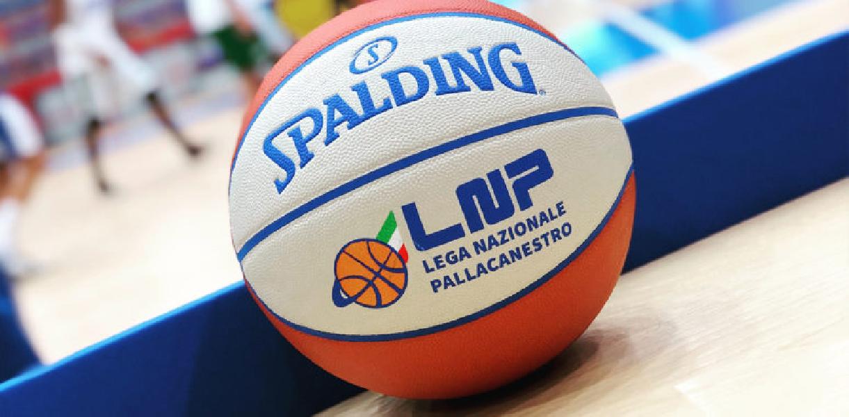 ufficiale pallacanestro roseto acquistato titolo serie basket lecco 600